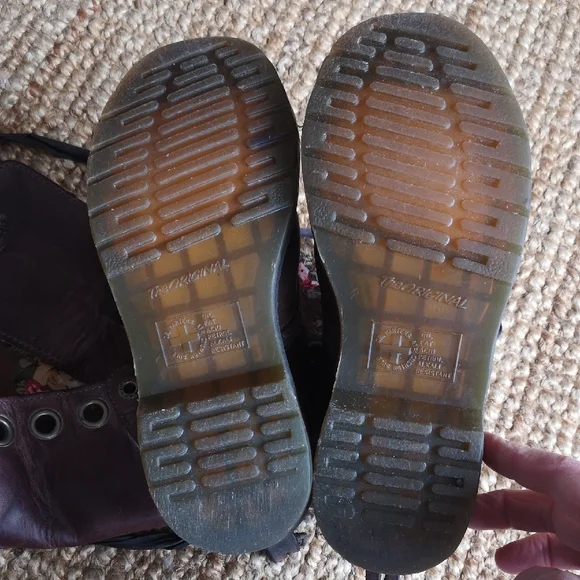 Doc Martens tall boots (with issues) - Picture 9 of 16